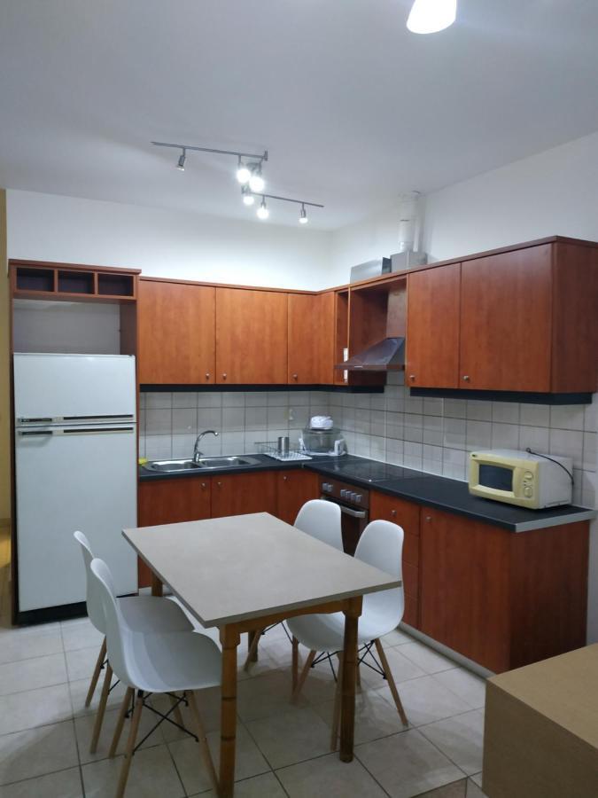 Urban Comfortable Apartment Argos Exterior photo