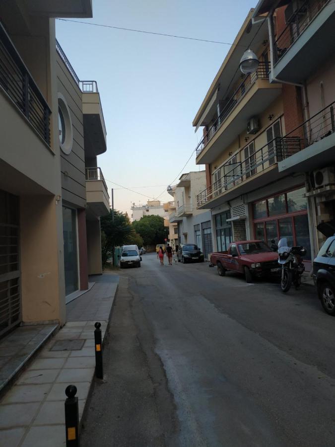 Urban Comfortable Apartment Argos Exterior photo
